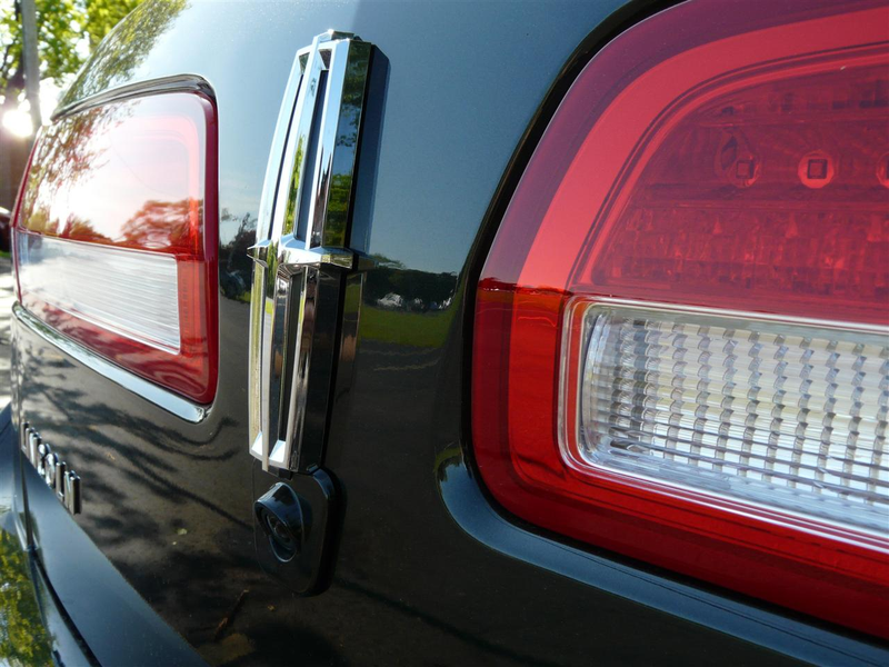 Illustration for article titled 2010 Lincoln MKZ: Part Three